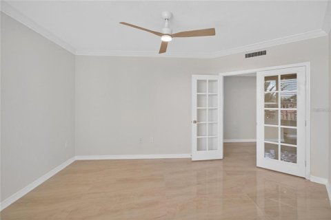 Copropriété à louer à Sarasota, Floride: 2 chambres, 149.39 m2 № 2103177 - photo 21