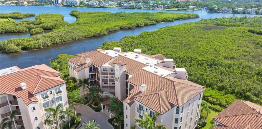 Condo à Sarasota, Floride, 2 chambres  № 2103177