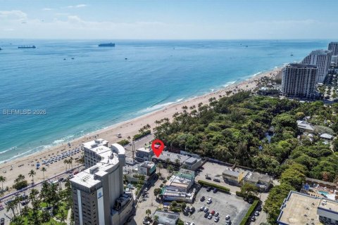 Купить коммерческую недвижимость в Форт-Лодердейл, Флорида № 2044939 - фото 25