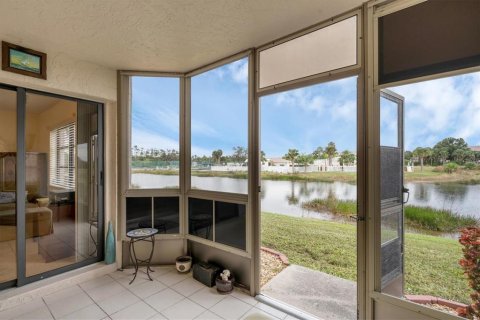 Condo in Punta Gorda, Florida, 2 bedrooms  № 867357 - photo 12