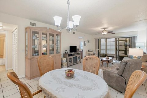Condo in Punta Gorda, Florida, 2 bedrooms  № 867357 - photo 7