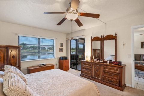 Condo in Punta Gorda, Florida, 2 bedrooms  № 867357 - photo 19