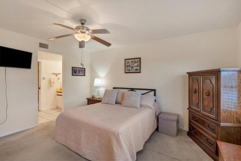 Condo in Punta Gorda, Florida, 2 bedrooms  № 867357 - photo 20