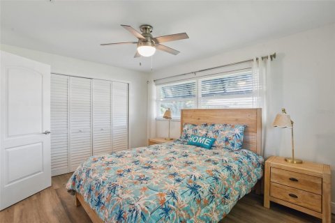House in Cape Coral, Florida 3 bedrooms, 123.93 sq.m. № 1851351 - photo 28
