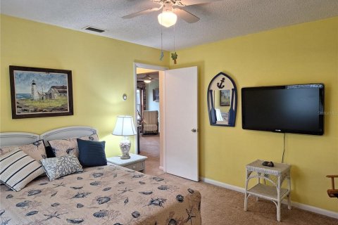 Villa ou maison à vendre à Edgewater, Floride: 3 chambres, 161.09 m2 № 2138764 - photo 15