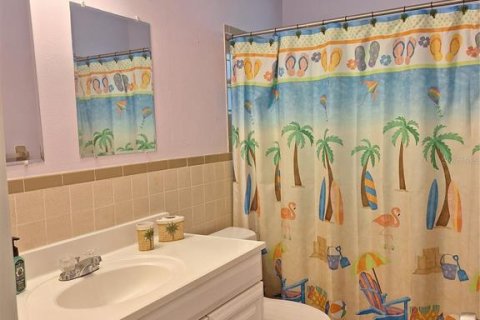 Villa ou maison à vendre à Edgewater, Floride: 3 chambres, 161.09 m2 № 2138764 - photo 17