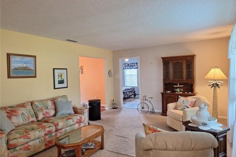 Villa ou maison à vendre à Edgewater, Floride: 3 chambres, 161.09 m2 № 2138764 - photo 4