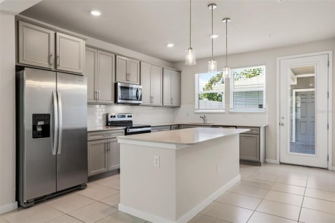 Townhouse in Orlando, Florida 3 bedrooms, 150.5 sq.m. № 2197782 - photo 14