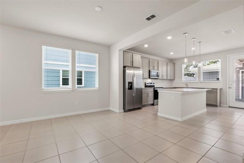 Townhouse in Orlando, Florida 3 bedrooms, 150.5 sq.m. № 2197782 - photo 12