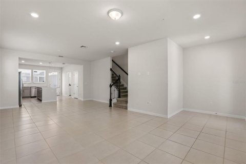 Townhouse in Orlando, Florida 3 bedrooms, 150.5 sq.m. № 2197782 - photo 7