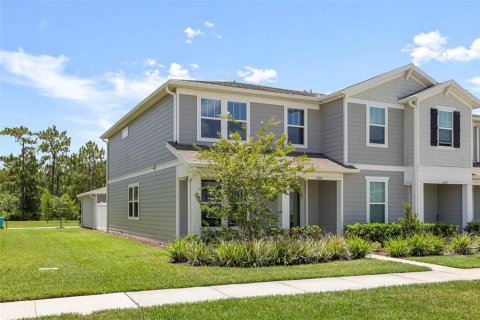 Townhouse in Orlando, Florida 3 bedrooms, 150.5 sq.m. № 2197782 - photo 2