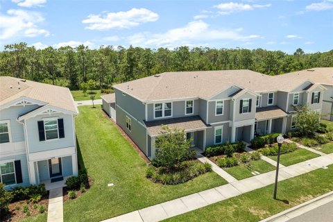 Townhouse in Orlando, Florida 3 bedrooms, 150.5 sq.m. № 2197782 - photo 5