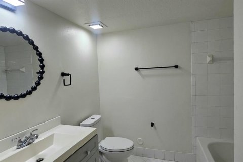 Apartment in West Palm Beach, Florida 3 bedrooms, 101.45 sq.m. № 2188222 - photo 6