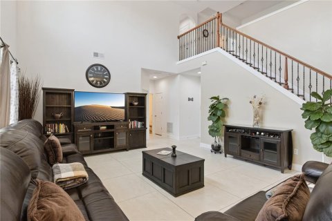 House in Lakeland, Florida 4 bedrooms, 308.9 sq.m. № 2133453 - photo 2