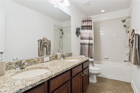 House in Lakeland, Florida 4 bedrooms, 308.9 sq.m. № 2133453 - photo 23
