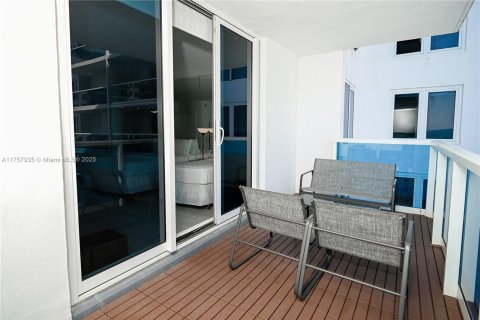 Condominio en venta en Miami Beach, Florida, 55.74 m2 № 1860413 - foto 25
