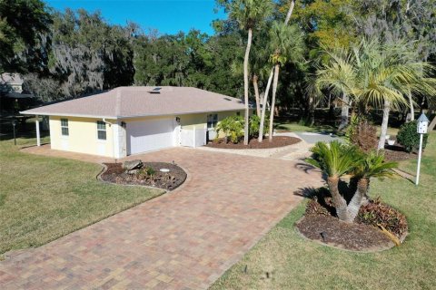 Villa ou maison à vendre à Palm Coast, Floride: 3 chambres, 218.04 m2 № 2142523 - photo 2