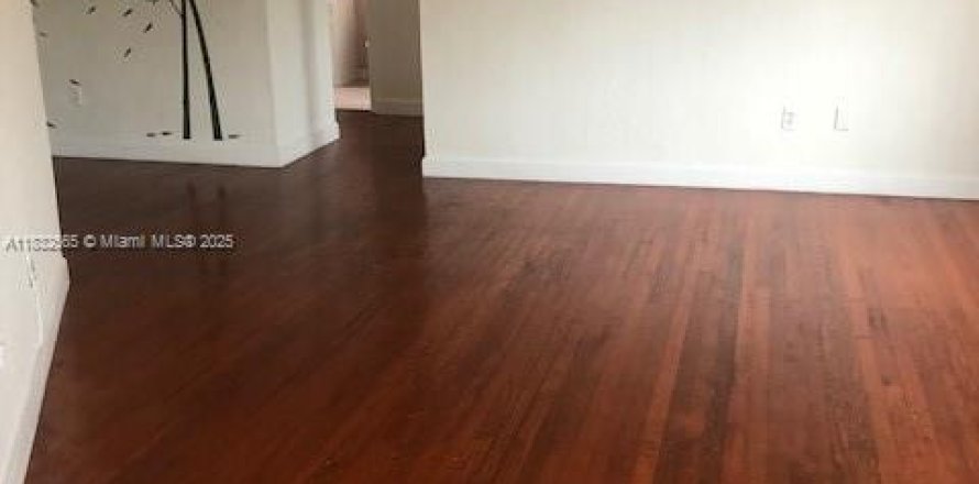 Appartement à Coral Gables, Floride 1 chambre, 74.32 m2 № 1811916