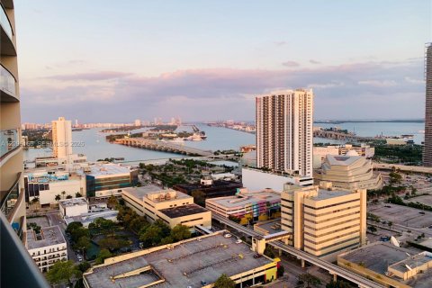 Condo à Miami, Floride, 2 chambres  № 2386939