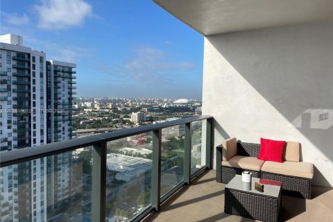 Copropriété à louer à Miami, Floride: 2 chambres, 81.57 m2 № 2386939 - photo 3