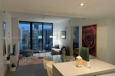 Copropriété à louer à Miami, Floride: 2 chambres, 81.57 m2 № 2386939 - photo 8