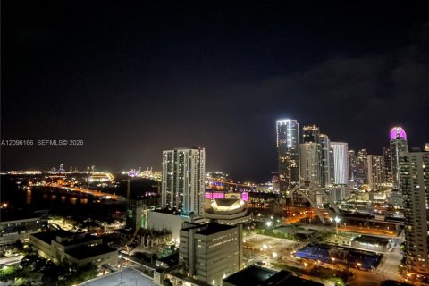 Copropriété à louer à Miami, Floride: 2 chambres, 81.57 m2 № 2386939 - photo 17