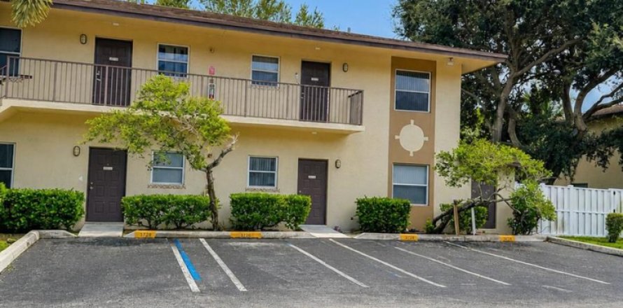 Condo à Sunrise, Floride, 2 chambres  № 2385467