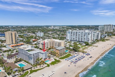 Copropriété à vendre à Pompano Beach, Floride: 1 chambre, 76.18 m2 № 1129293 - photo 1
