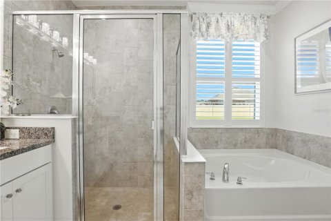 House in Kissimmee, Florida 5 bedrooms, 278.52 sq.m. № 1884508 - photo 23
