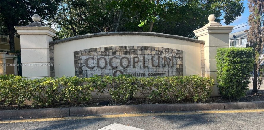 Townhouse in Dania Beach, Florida 3 bedrooms, 150.04 sq.m. № 1670959