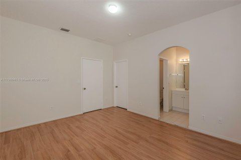 Adosado en venta en Dania Beach, Florida, 3 dormitorios, 150.04 m2 № 1670959 - foto 19