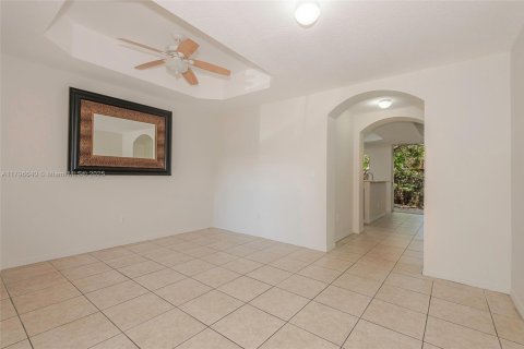 Adosado en venta en Dania Beach, Florida, 3 dormitorios, 150.04 m2 № 1670959 - foto 10