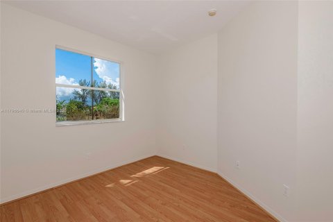 Townhouse in Dania Beach, Florida 3 bedrooms, 150.04 sq.m. № 1670959 - photo 25
