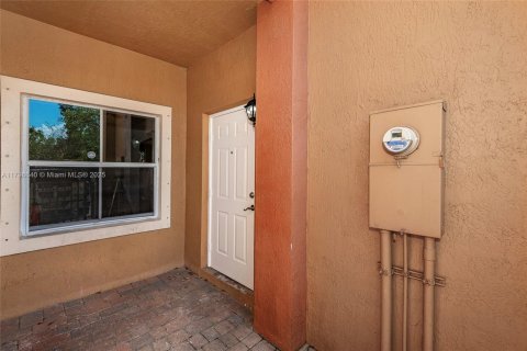 Adosado en venta en Dania Beach, Florida, 3 dormitorios, 150.04 m2 № 1670959 - foto 30