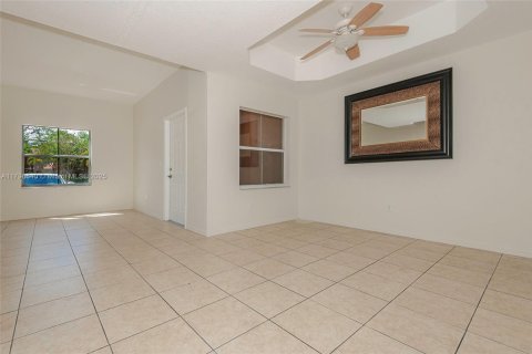 Adosado en venta en Dania Beach, Florida, 3 dormitorios, 150.04 m2 № 1670959 - foto 14