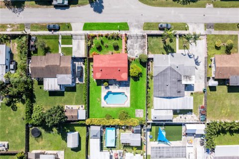 Casa en venta en Homestead, Florida, 3 dormitorios, 92.9 m2 № 1982098 - foto 25