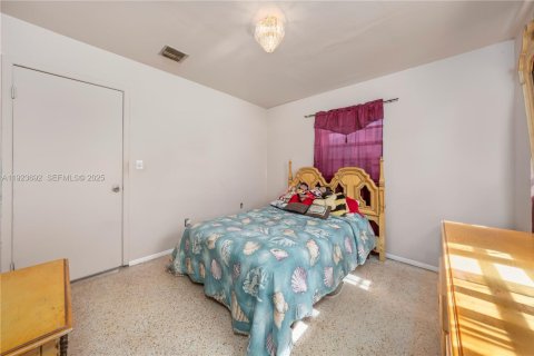 Casa en venta en Homestead, Florida, 3 dormitorios, 92.9 m2 № 1982098 - foto 12