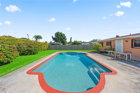 Casa en venta en Homestead, Florida, 3 dormitorios, 92.9 m2 № 1982098 - foto 18