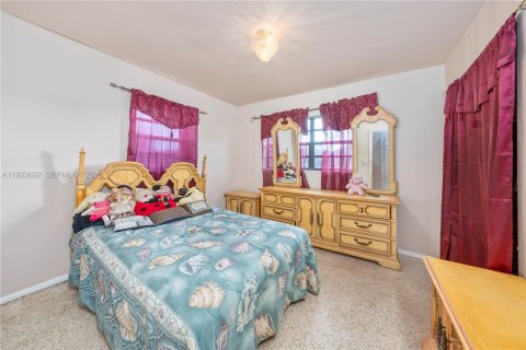 Casa en venta en Homestead, Florida, 3 dormitorios, 92.9 m2 № 1982098 - foto 14