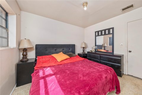 Casa en venta en Homestead, Florida, 3 dormitorios, 92.9 m2 № 1982098 - foto 15