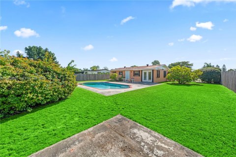 Casa en venta en Homestead, Florida, 3 dormitorios, 92.9 m2 № 1982098 - foto 19