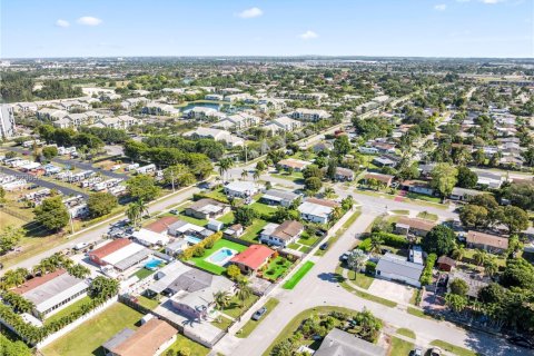 Casa en venta en Homestead, Florida, 3 dormitorios, 92.9 m2 № 1982098 - foto 23