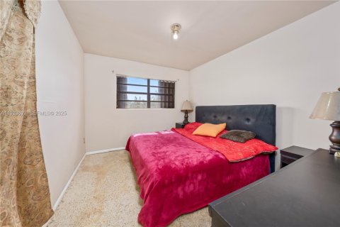 Casa en venta en Homestead, Florida, 3 dormitorios, 92.9 m2 № 1982098 - foto 16