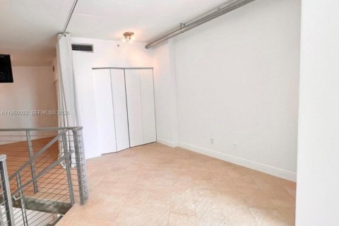 Copropriété à louer à Miami, Floride: 3 chambres, 107.3 m2 № 2153058 - photo 16