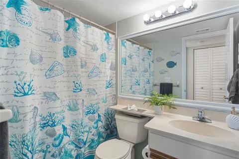 Condo in Venice, Florida, 2 bedrooms  № 1829088 - photo 13