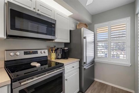Condo in Venice, Florida, 2 bedrooms  № 1829088 - photo 21