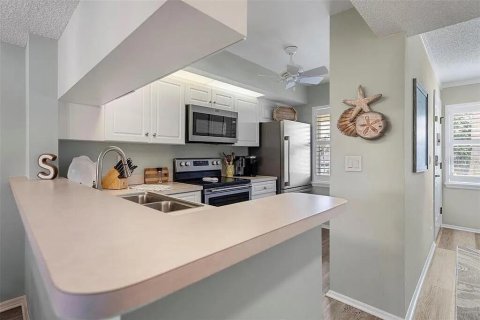 Condo in Venice, Florida, 2 bedrooms  № 1829088 - photo 23