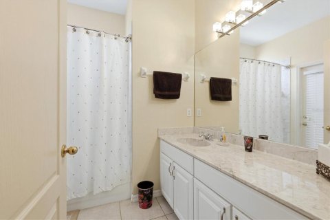Villa ou maison à vendre à Bradenton, Floride: 3 chambres, 210.42 m2 № 2413896 - photo 28