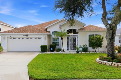Villa ou maison à Bradenton, Floride 3 chambres, 210.42 m2 № 2413896