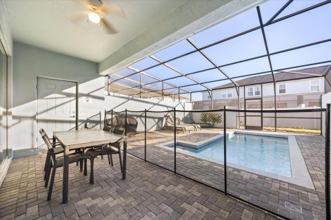 Townhouse in Davenport, Florida 5 bedrooms, 212.1 sq.m. № 1525969 - photo 6